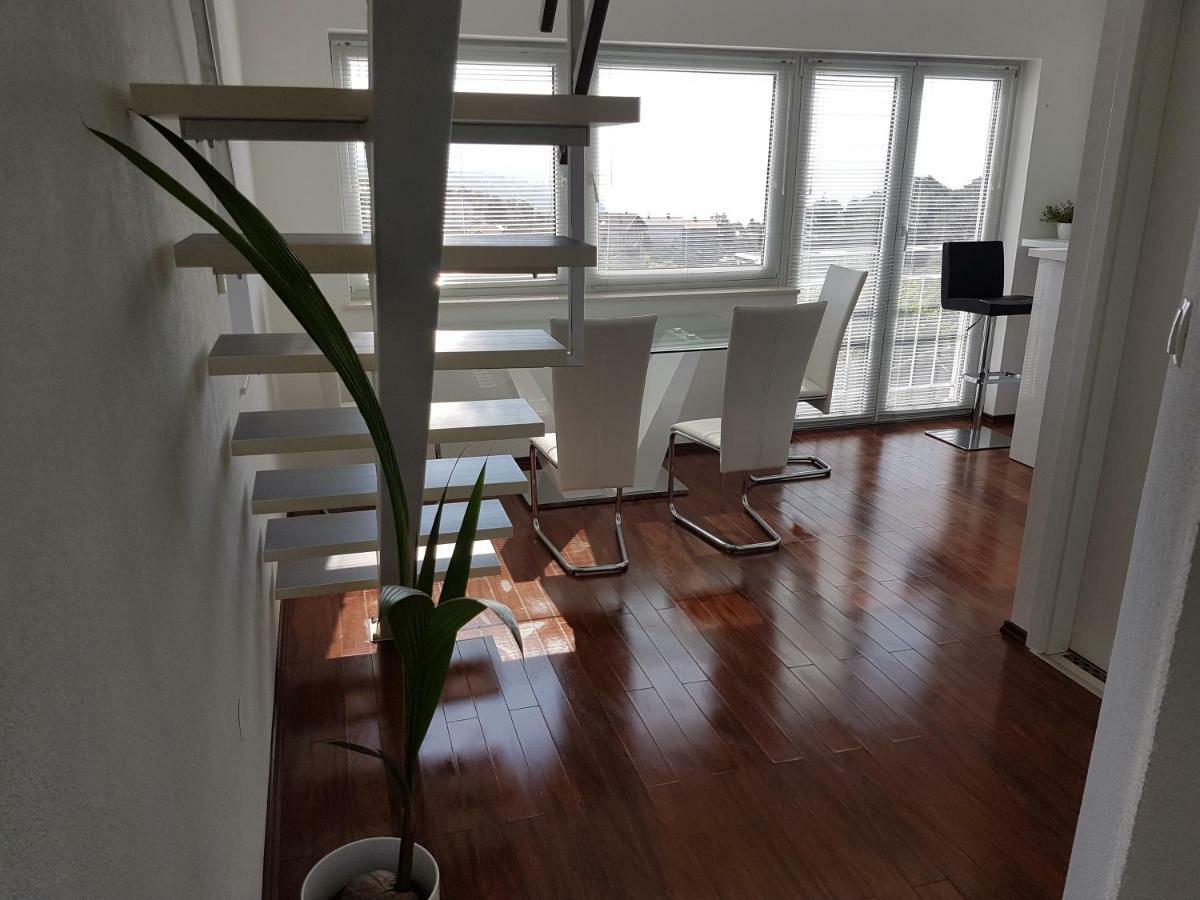 Jacuzzi Penthouse Apartment Matulji Exterior photo